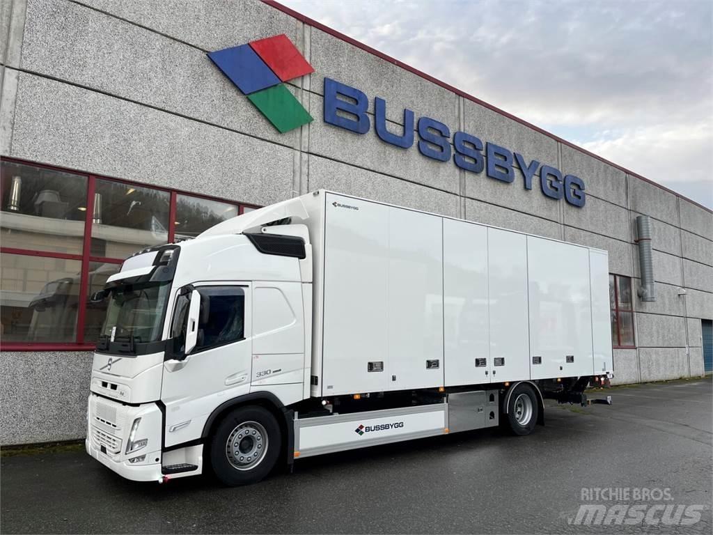 Volvo FM330 4x2 Furgons