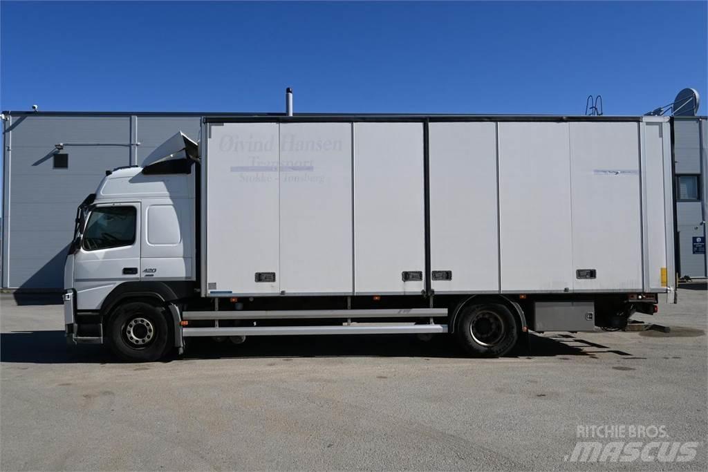 Volvo FM420 4x2 Furgons