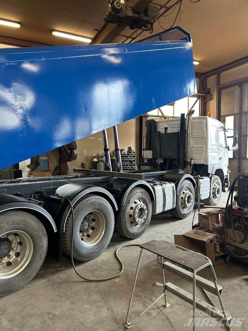 Volvo FMX 540 Pašizgāzējs