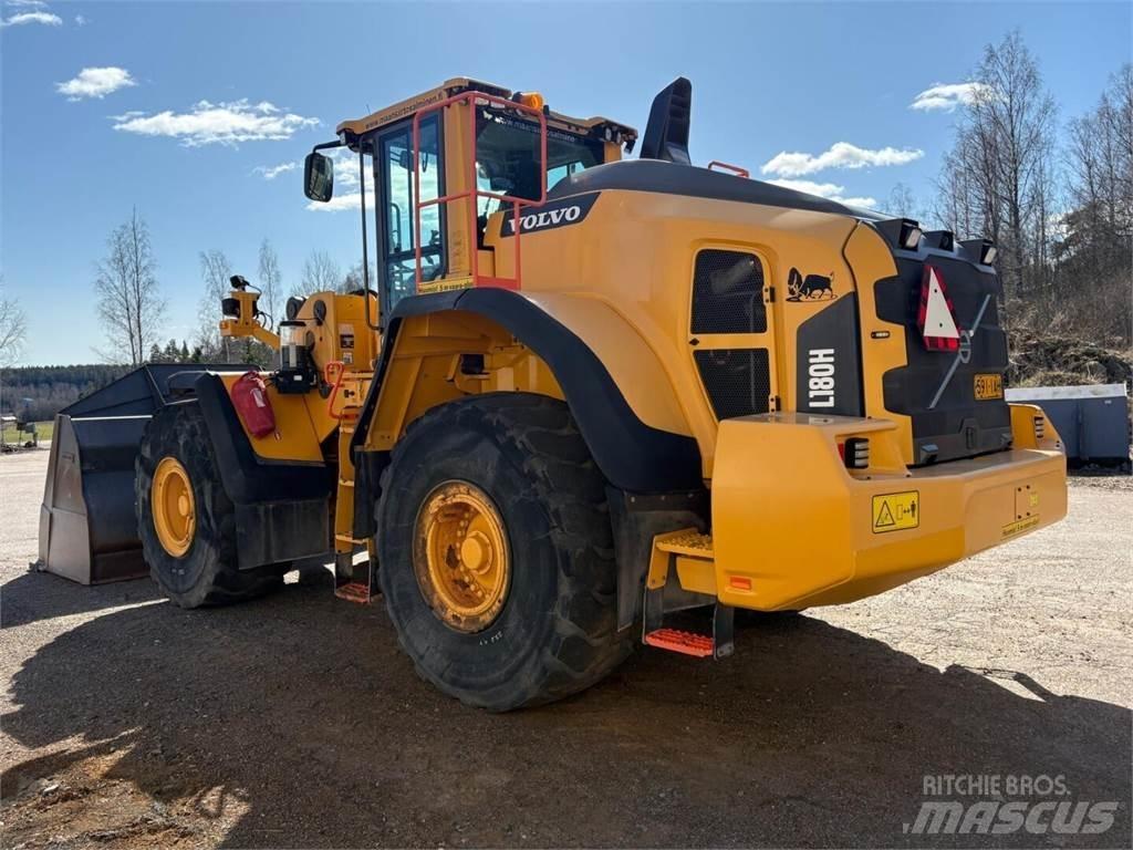 Volvo L 180 H Iekrāvēji uz riteņiem