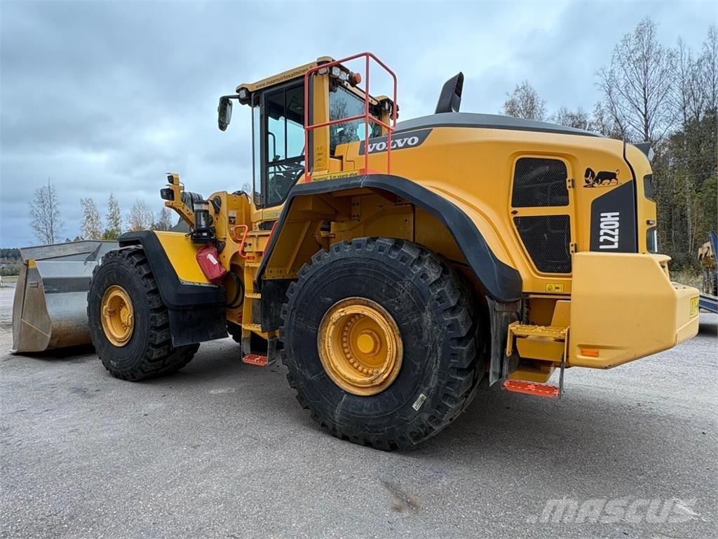 Volvo L 220 H Iekrāvēji uz riteņiem