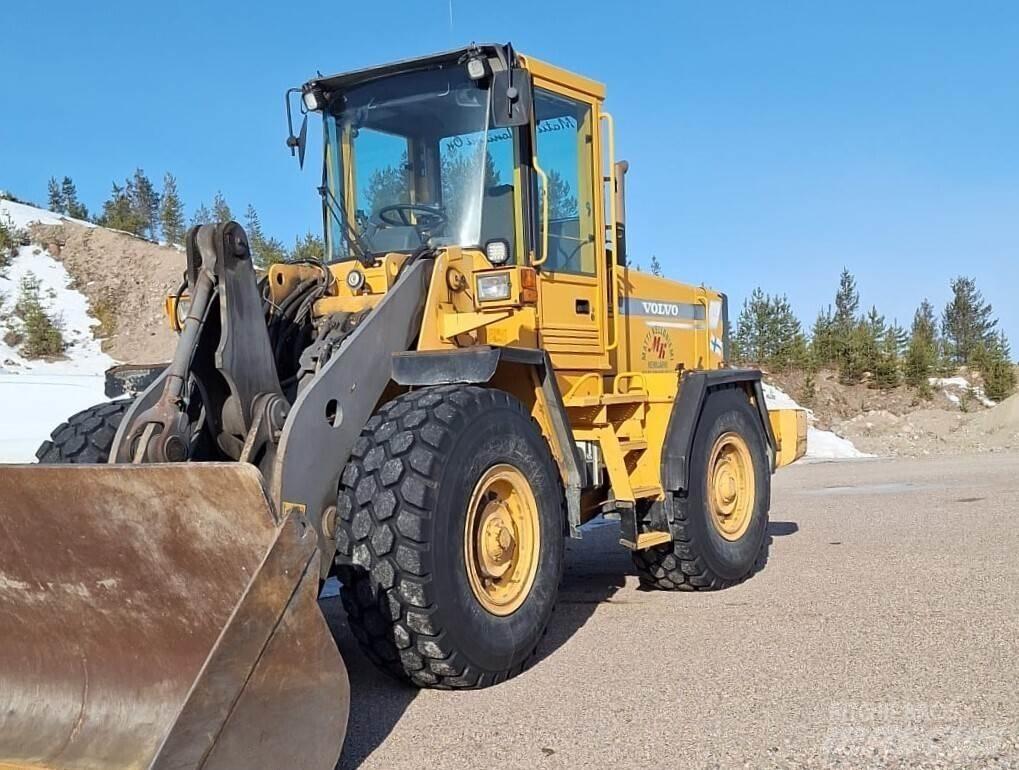 Volvo L 90 C Iekrāvēji uz riteņiem