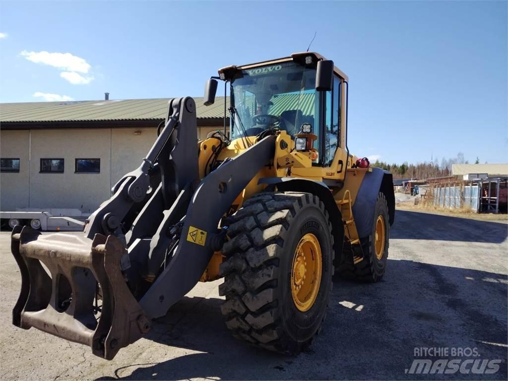 Volvo L 90 F Iekrāvēji uz riteņiem