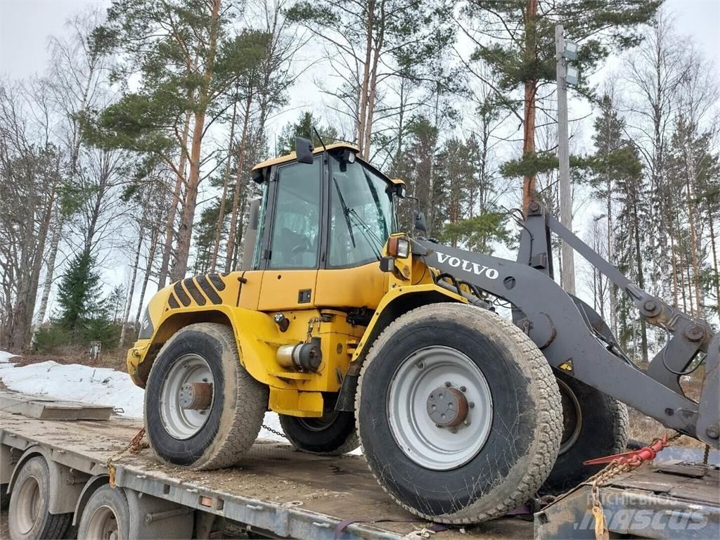 Volvo L40 Iekrāvēji uz riteņiem