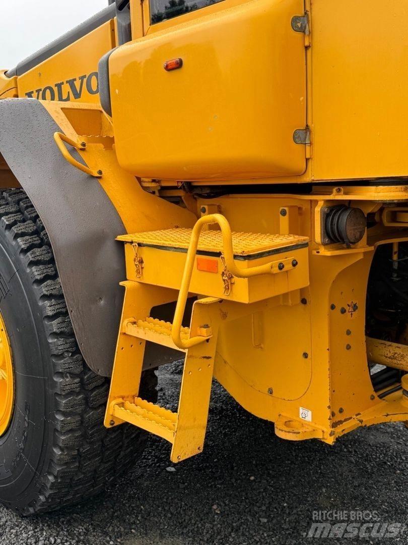 Volvo L60E Iekrāvēji uz riteņiem