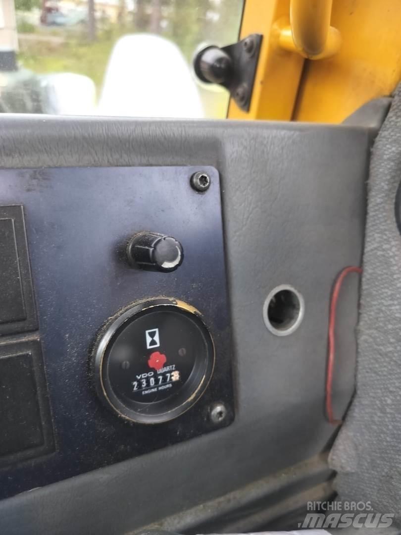 Volvo L70C Iekrāvēji uz riteņiem
