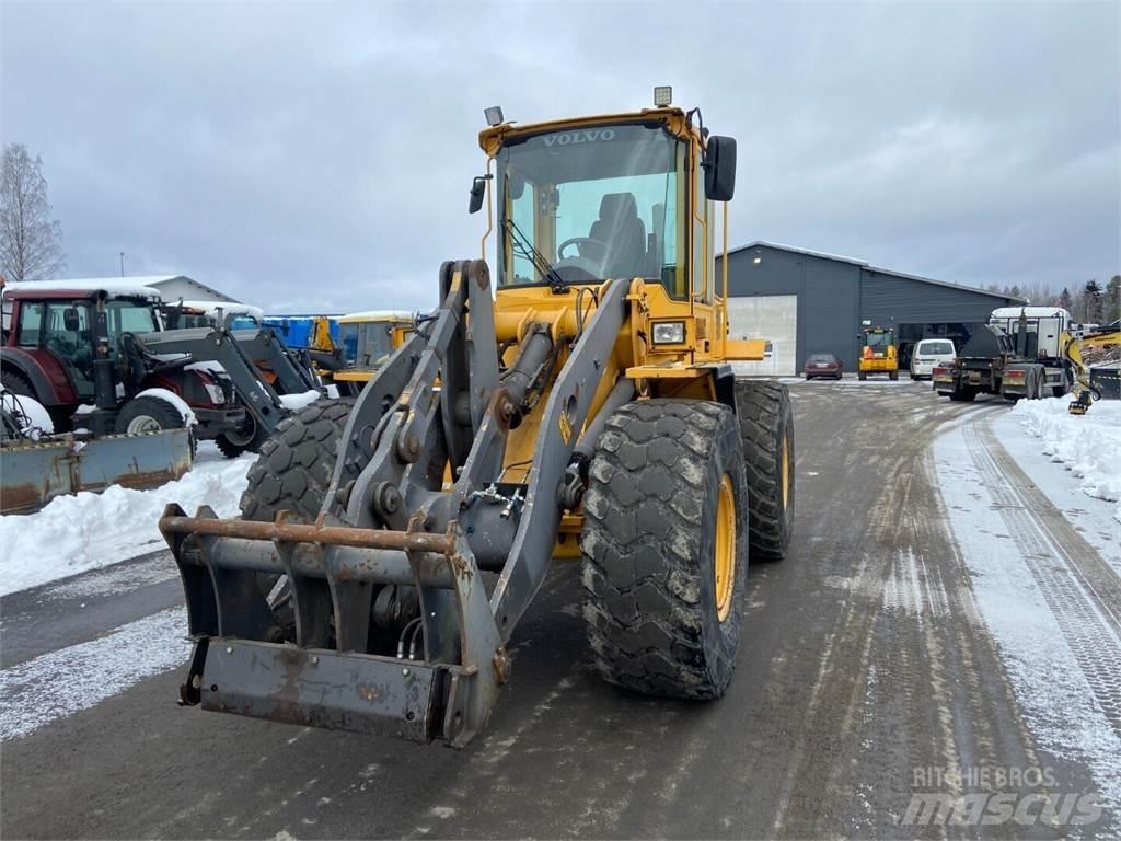 Volvo L70D Iekrāvēji uz riteņiem