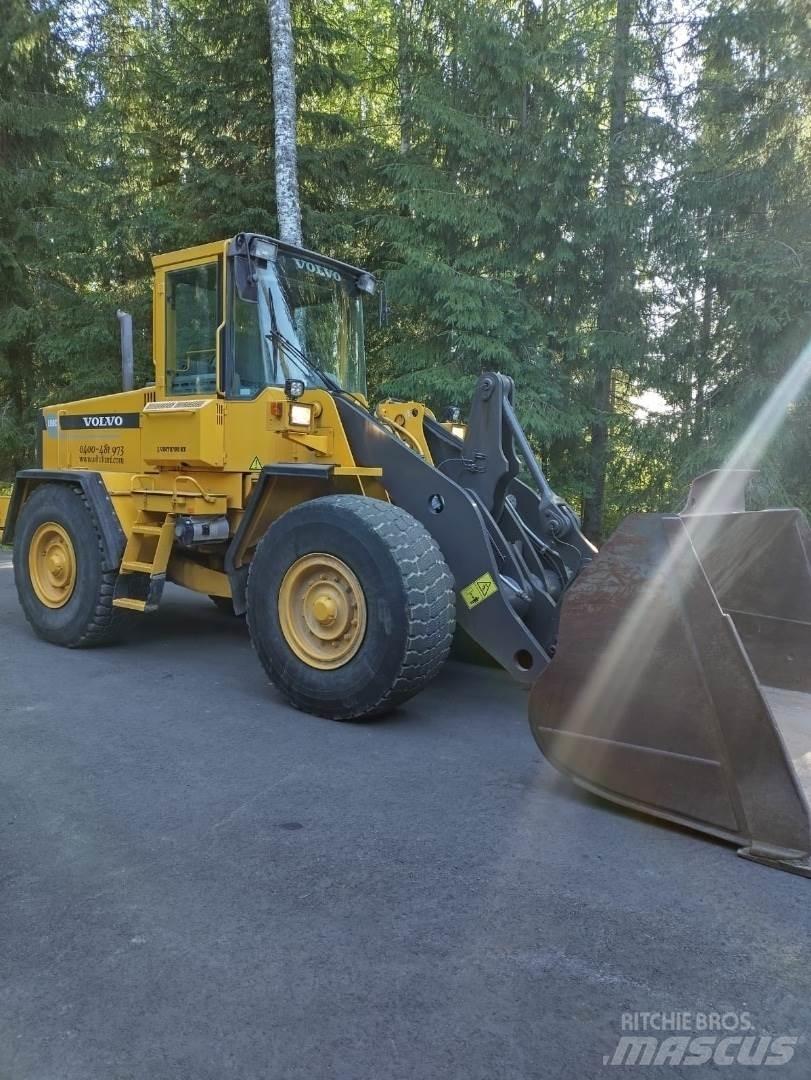 Volvo L90C Iekrāvēji uz riteņiem