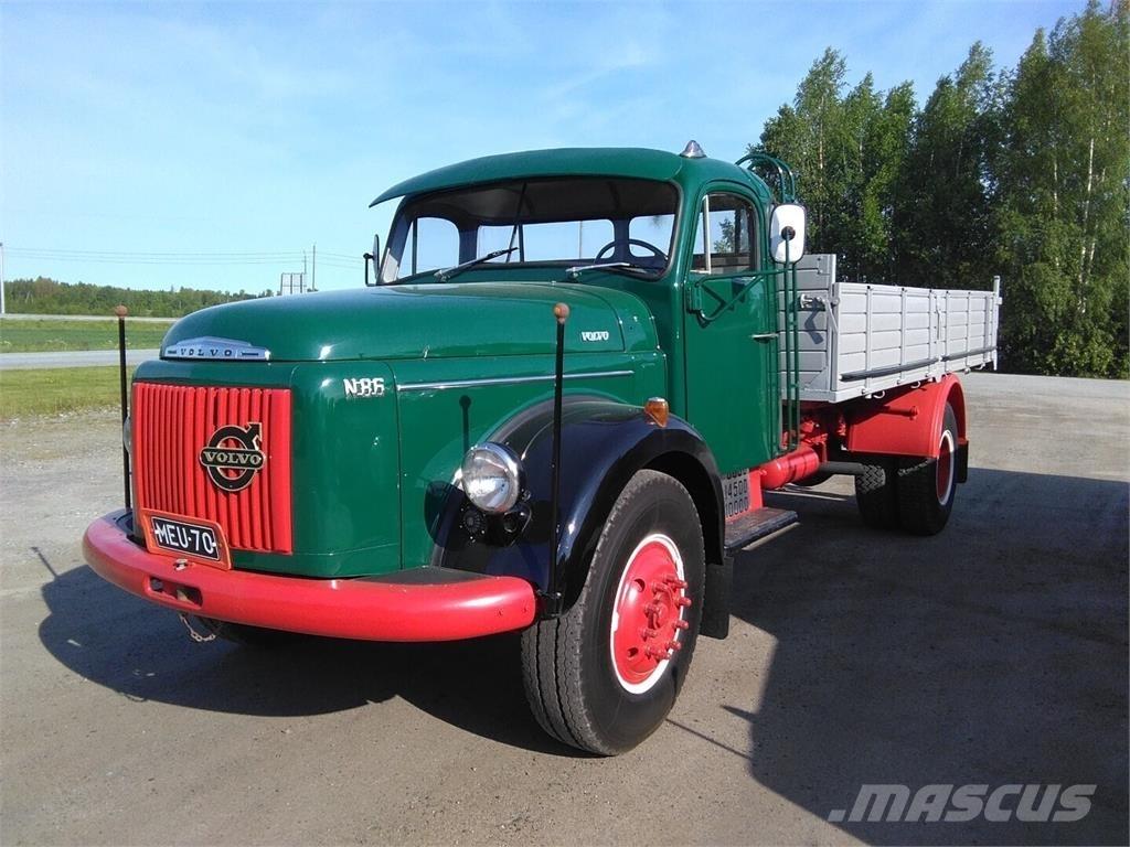 Volvo N 86 Platformas/izkraušana no sāniem