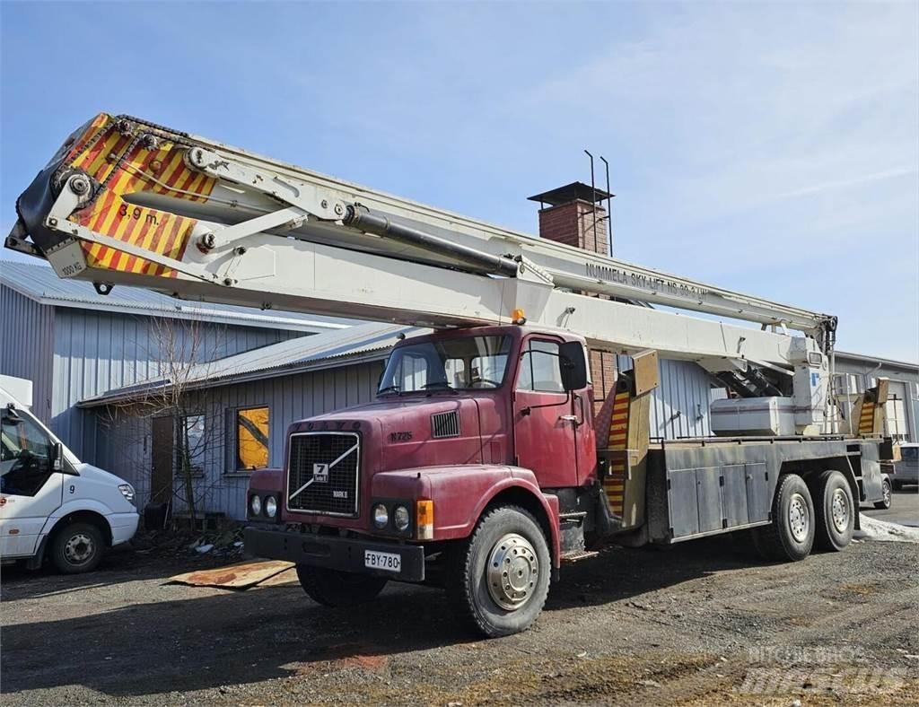 Volvo N7 6x2 Smagās mašīnas ar celtni