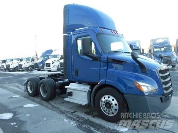 Freightliner CASCADIA 116 Vilcēji