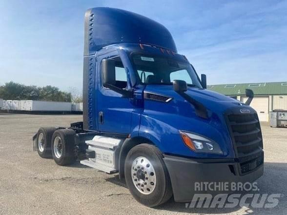 Freightliner CASCADIA 116 Vilcēji
