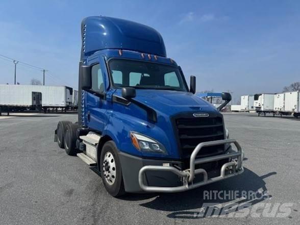 Freightliner CASCADIA 116 Vilcēji