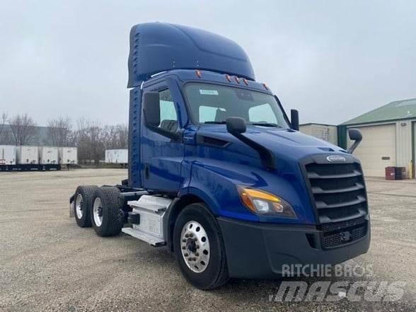 Freightliner CASCADIA 116 Vilcēji