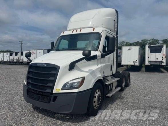 Freightliner CASCADIA 116 Vilcēji