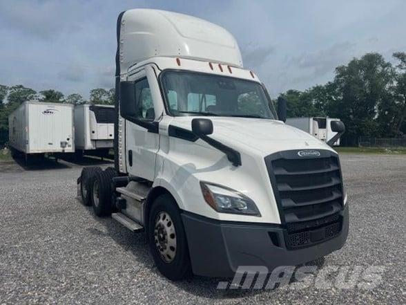 Freightliner CASCADIA 116 Vilcēji
