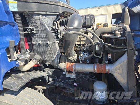 Freightliner CASCADIA 116 Vilcēji