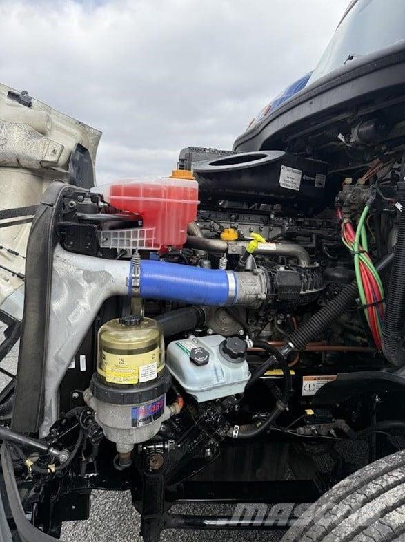 Freightliner CASCADIA 116 Vilcēji