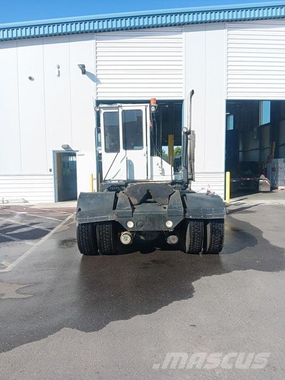 Kalmar OTTAWA 4X2 OFF-ROAD Terminālie traktori