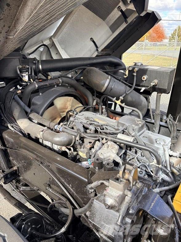 Kalmar OTTAWA 4X2 OFF-ROAD Terminālie traktori