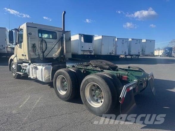 Volvo VNR64T300 Vilcēji