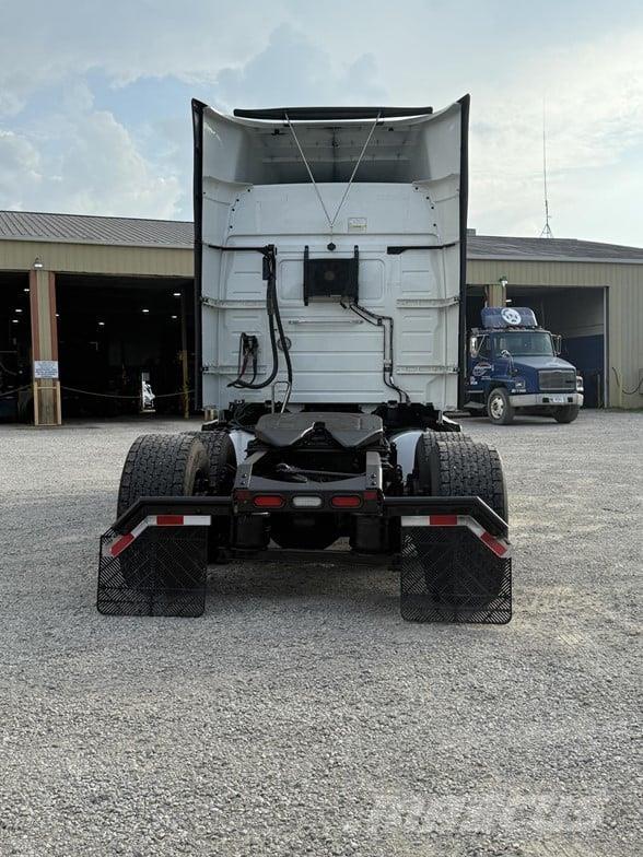 Volvo VNR64T640 Vilcēji