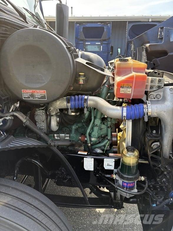 Volvo VNR64T640 Vilcēji