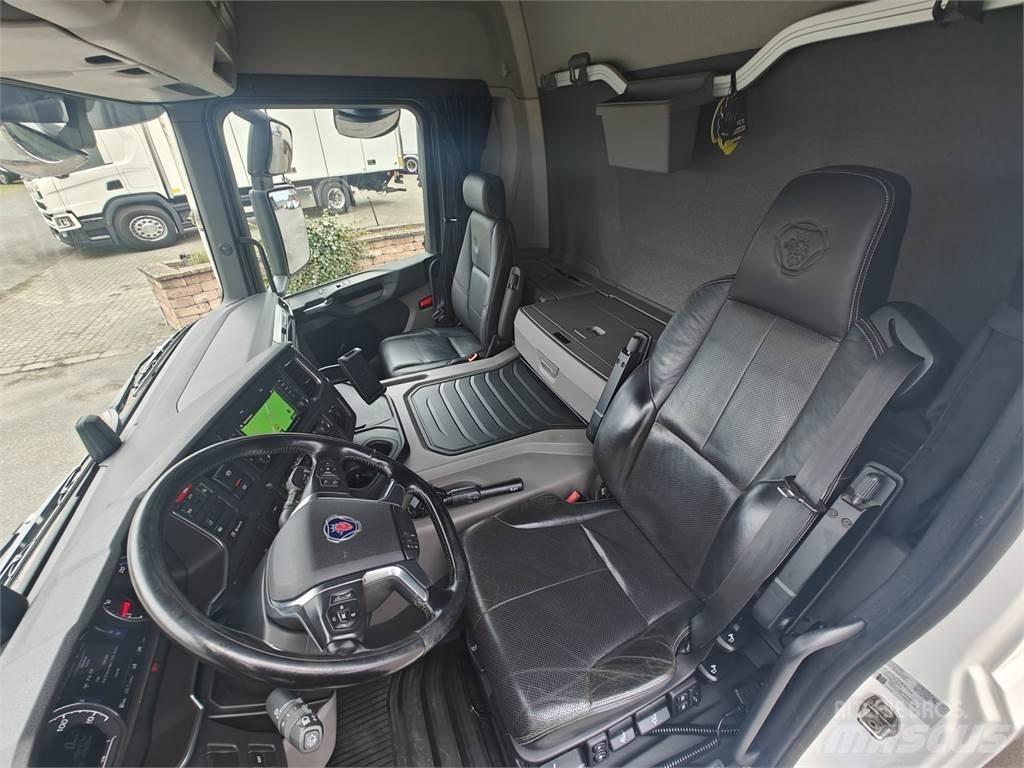 Scania P280 Furgons
