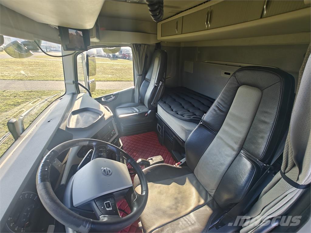 Volvo FH500 Pašizgāzējs