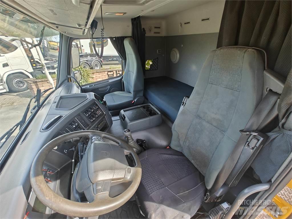 Volvo FMX460 Treileri ar āķi