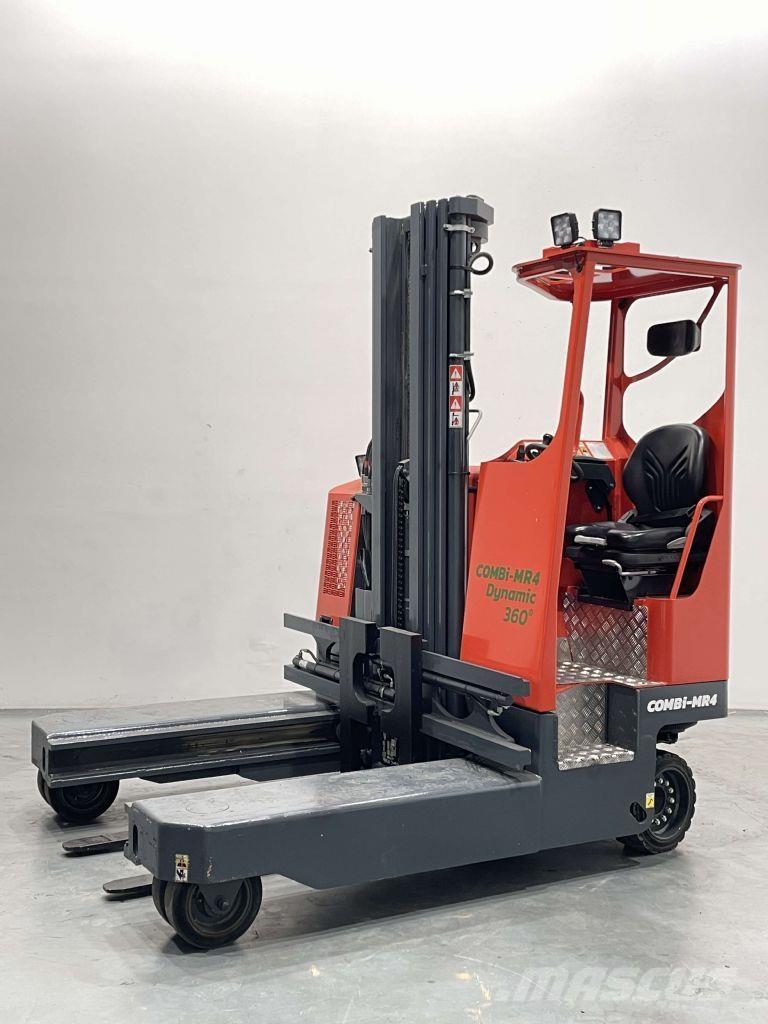 Combilift MR4 Pārvadātājs iekraušanai no sāniem