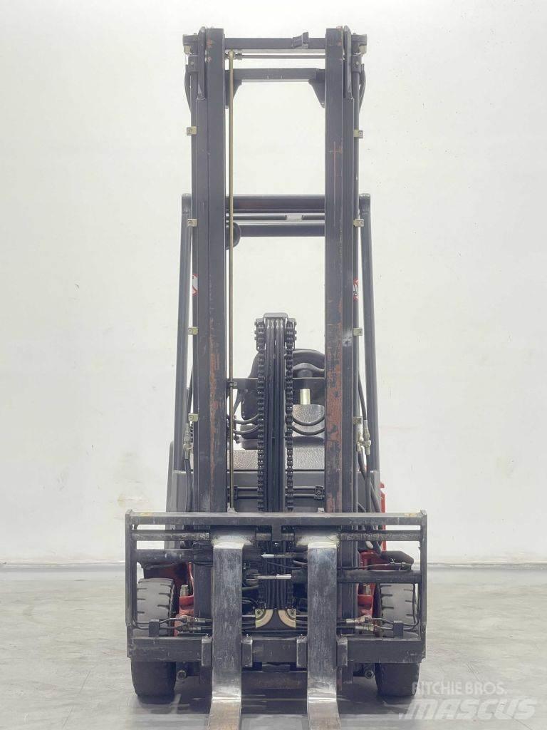 Linde E15Z-02-324 Elektriskie iekrāvēji
