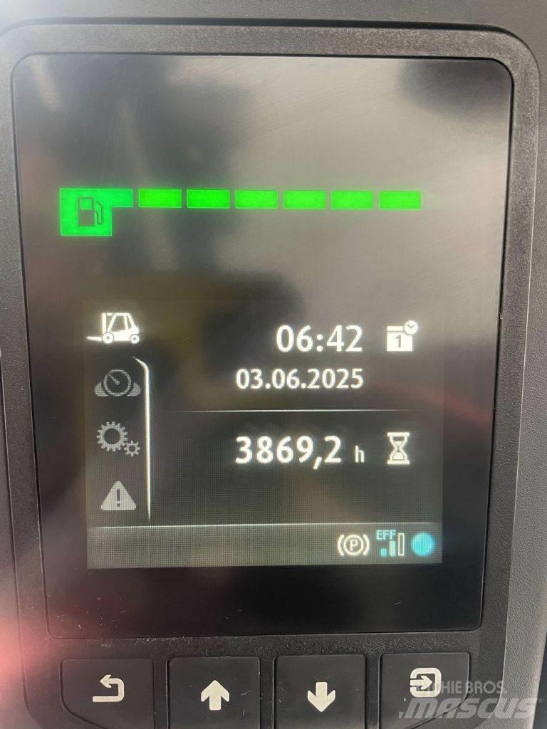 Linde H30D-01-1202 Tehnika ar dīzeļa dzinēju