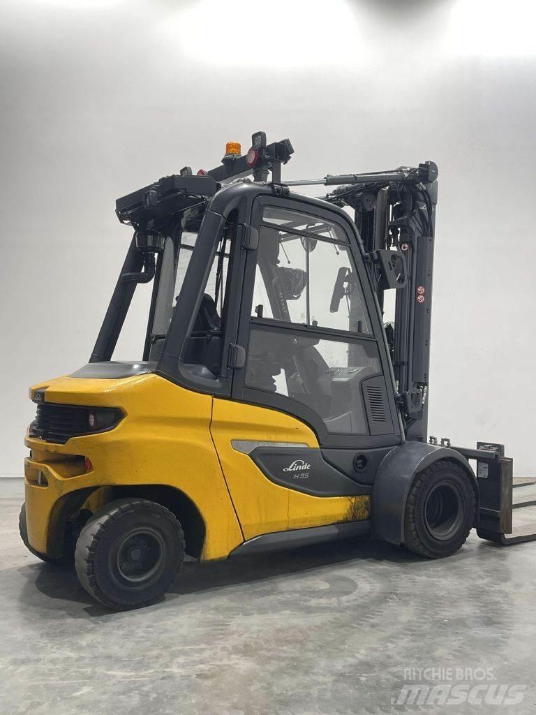 Linde H35D-01-1202 Tehnika ar dīzeļa dzinēju