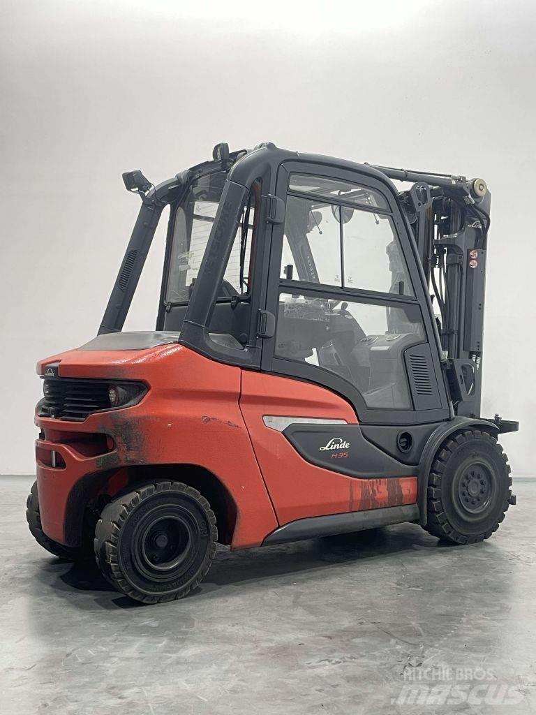 Linde H35D-01-1202 Tehnika ar dīzeļa dzinēju
