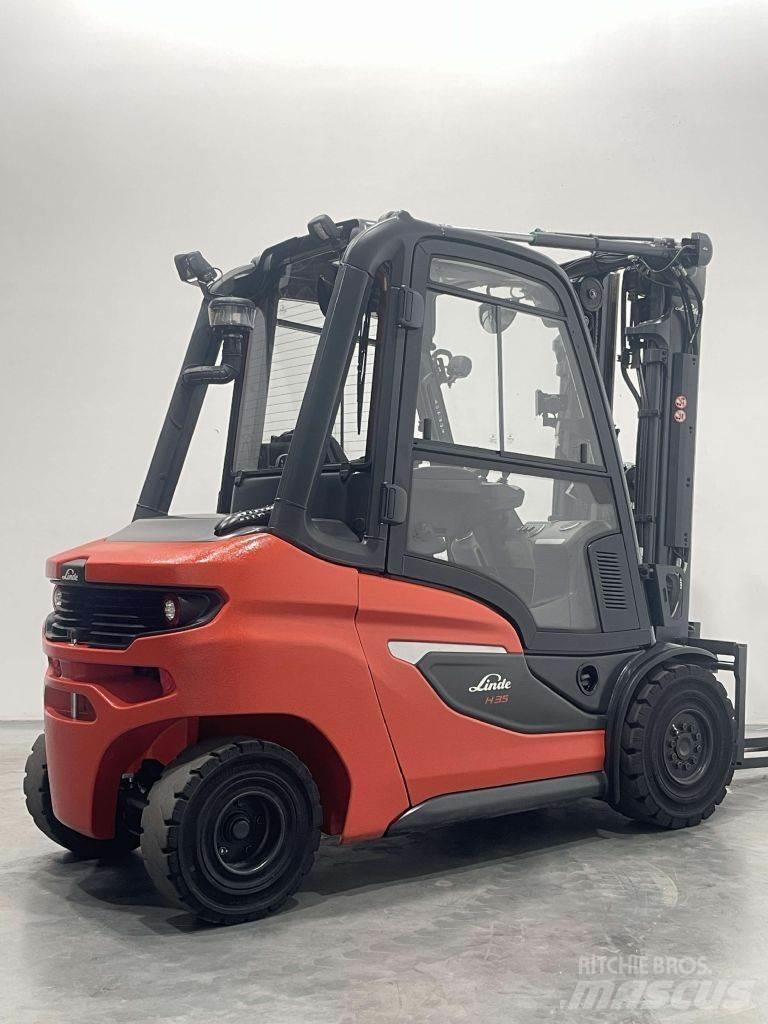 Linde H35D-01-1202 Tehnika ar dīzeļa dzinēju