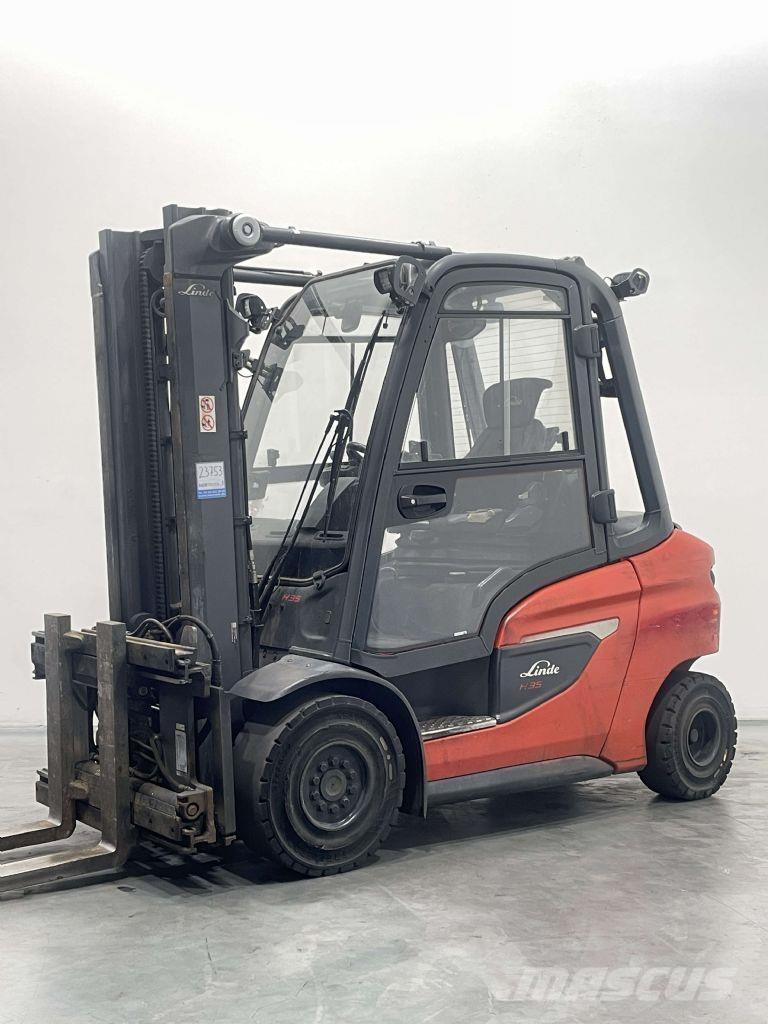 Linde H35D-01-1202 Tehnika ar dīzeļa dzinēju