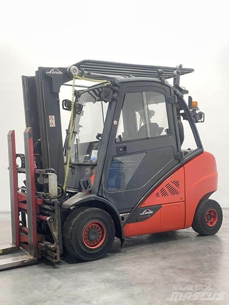 Linde H35D-02-393 Tehnika ar dīzeļa dzinēju