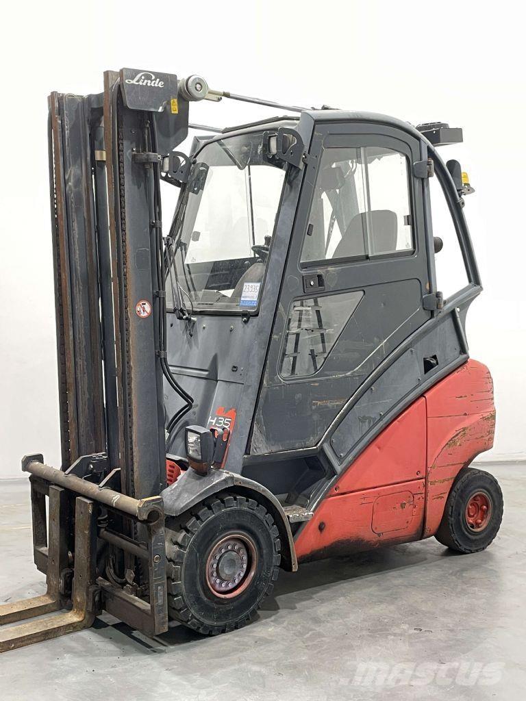 Linde H35D-393 Tehnika ar dīzeļa dzinēju