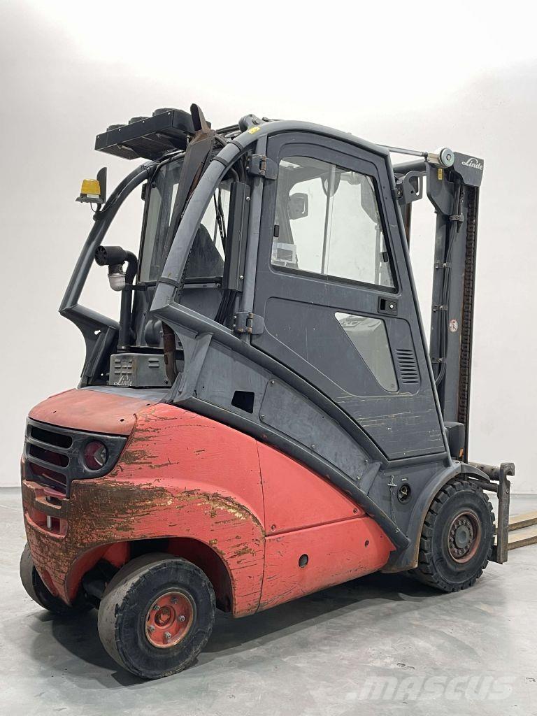 Linde H35D-393 Tehnika ar dīzeļa dzinēju