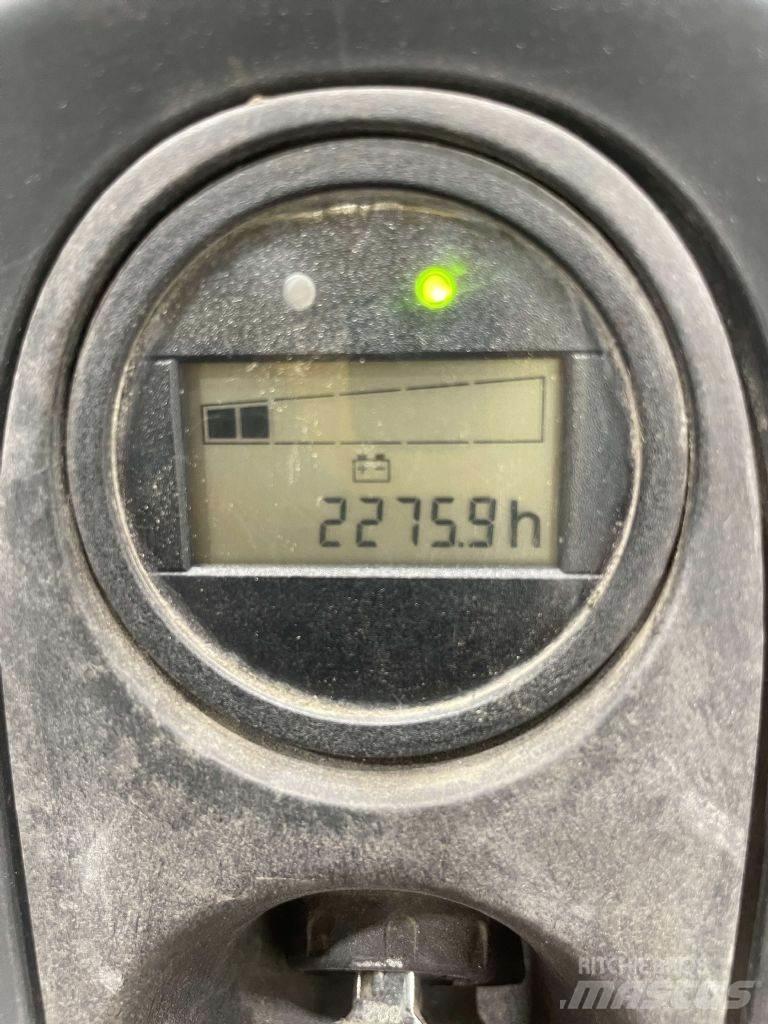 Linde T16-1152 Zemie palešu pacēlāji