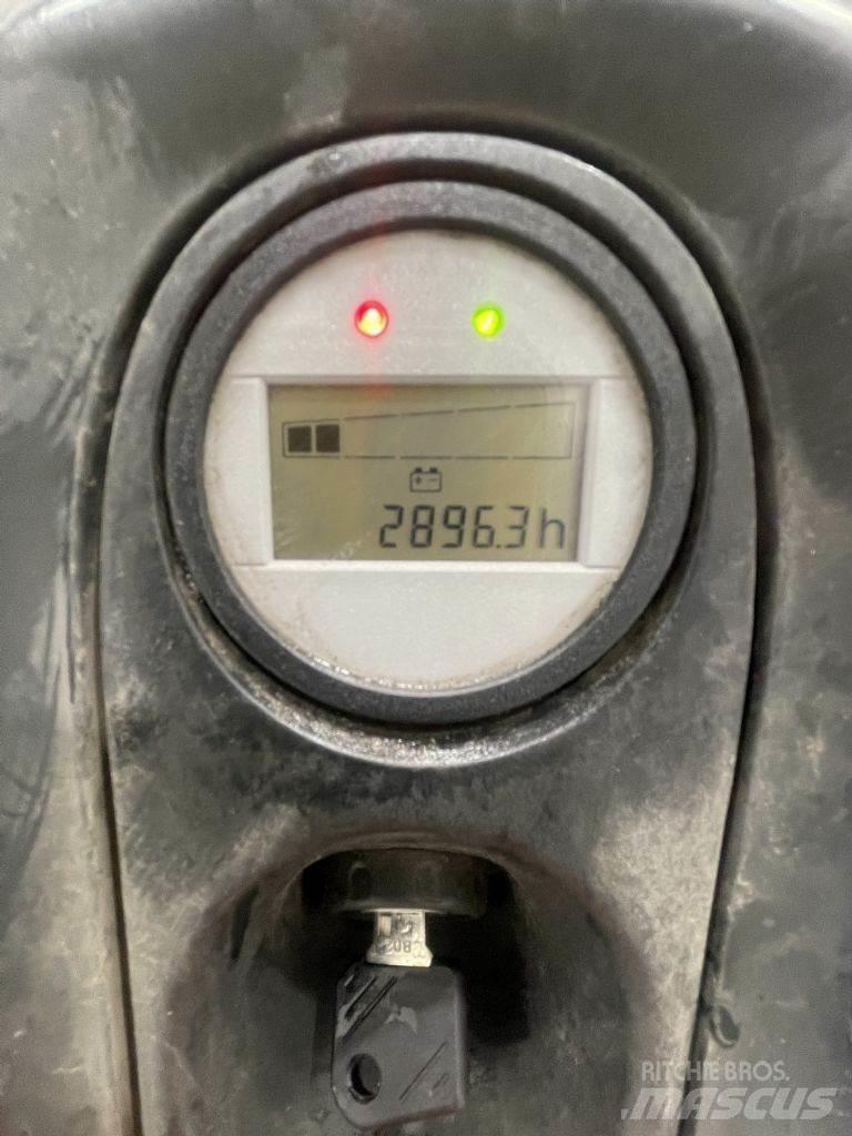 Linde T16-1152-Li-Ion Zemie palešu pacēlāji