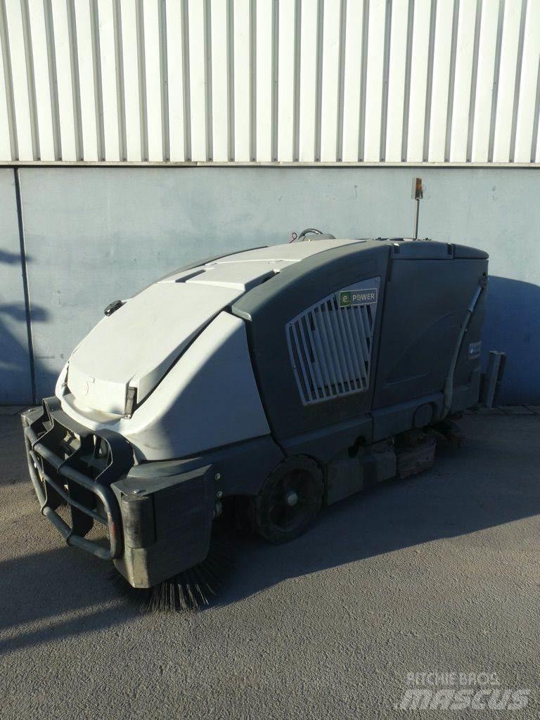 Nilfisk CS7000 1200B Ielu tīrīšanas mašīnas