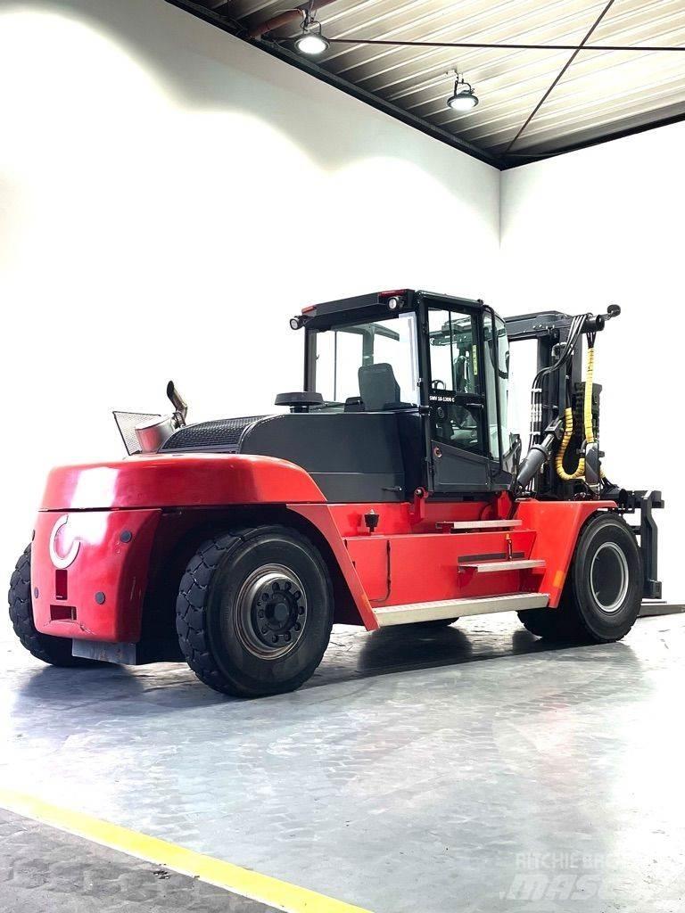 SMV 16-1200C Tehnika ar dīzeļa dzinēju