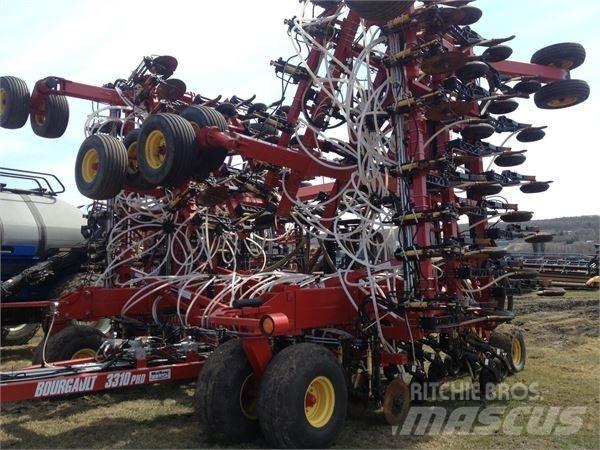 Bourgault 3310 Sējmašīnas