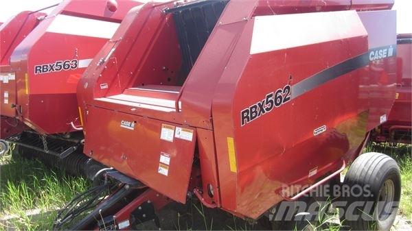 Case IH RBX562 Rituļu preses