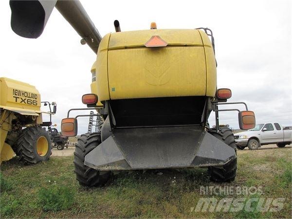 New Holland CX860 Ražas novākšanas kombaini