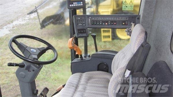 New Holland TX66 Ražas novākšanas kombaini