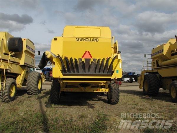 New Holland TX66 Ražas novākšanas kombaini