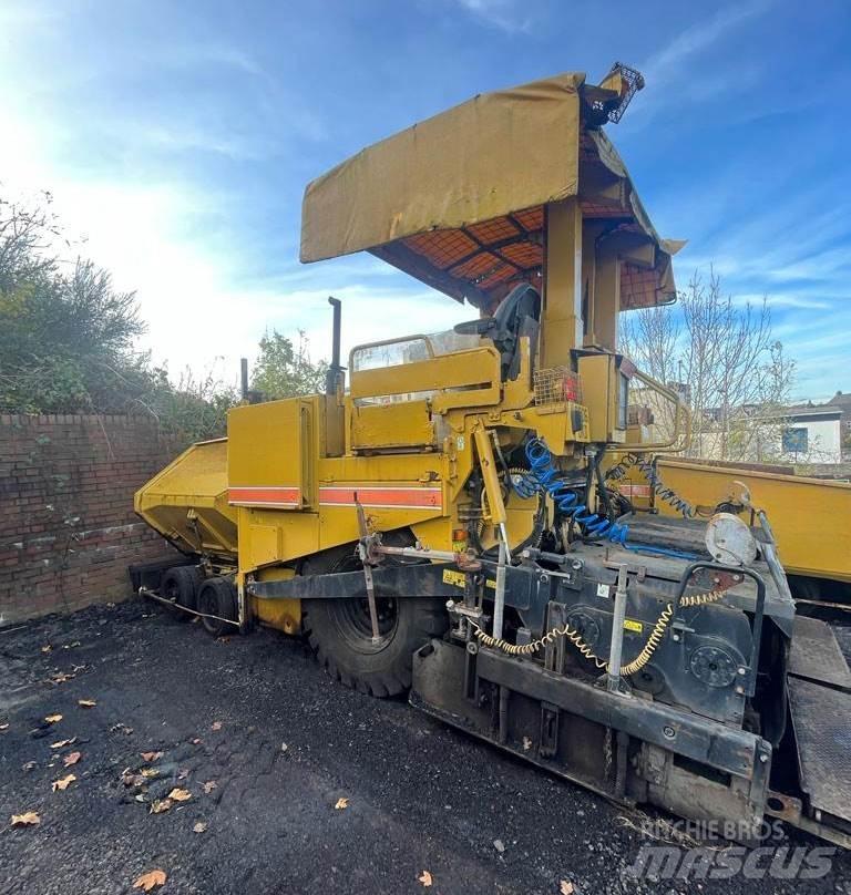 CAT AP600 Paver Asfalta klājēji
